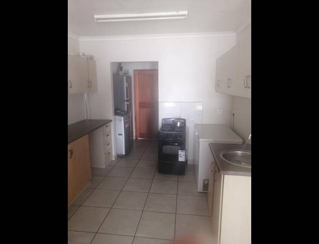 3 BEDROOM HOUSE FOR SALE IN WELLINGTON CENTRAL
